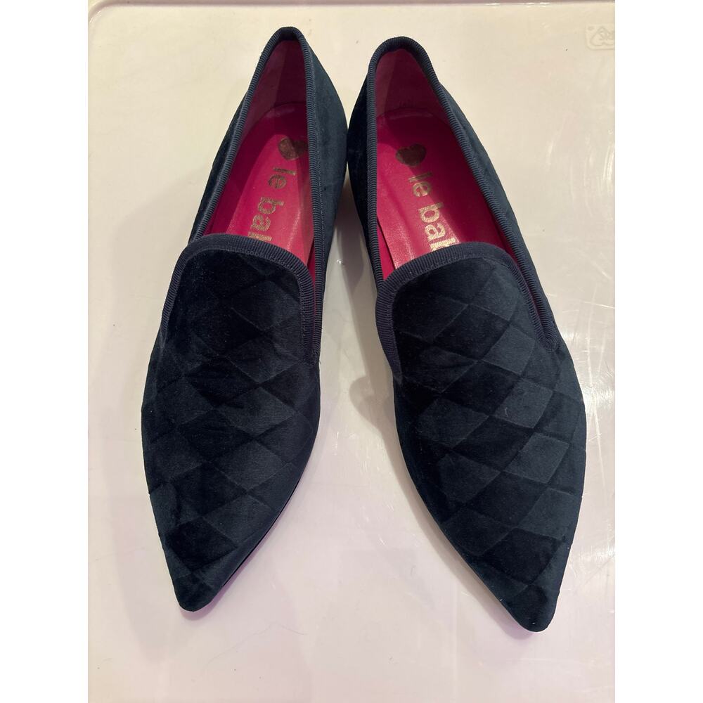 LE BABE Dark Green Velvet Pointed Toe Slip On Flats Made In Italy EU 38 US 7.5